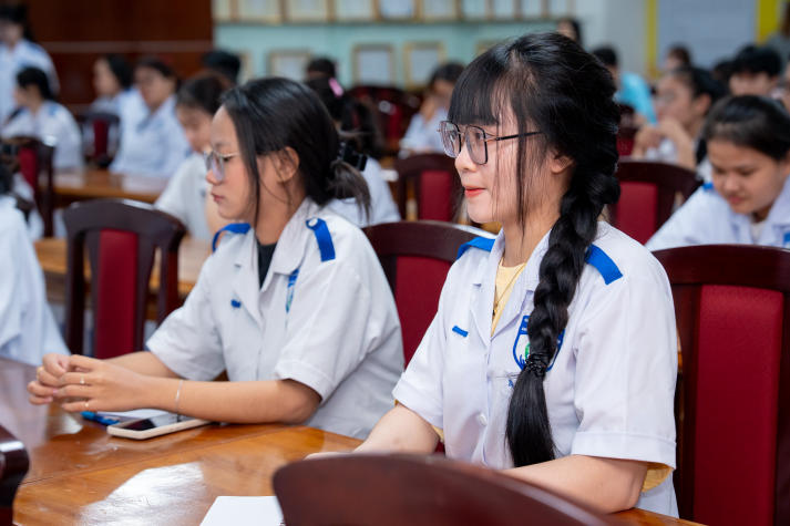 [Video] Lễ khởi động học kỳ bệnh viện: Dấu mốc khởi đầu hành trình thực tập của sinh viên Khoa Điều và Xét nghiệm HUTECH 55