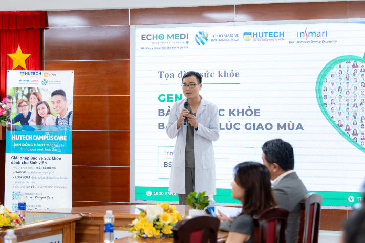 Sinh viên HUTECH trang bị “tấm khiên” bảo vệ sức khoẻ lúc giao mùa cùng chuyên gia 47