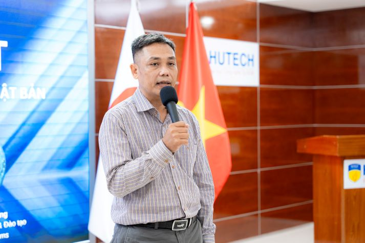 Sinh viên VJIT luyện bí kíp phỏng vấn, sẵn sàng nắm bắt cơ hội tại HUTECH IT OPEN DAY 2026 100