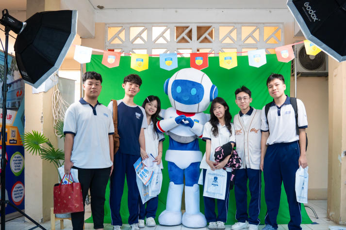 Tư vấn mùa thi 2026 tại Đồng Nai: HUTECH “all-in” bí kíp chọn ngành và chính sách học phí, học bổng cho teen 2k8 147