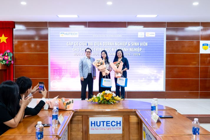 Học kỳ doanh nghiệp: “đường băng” để sinh viên Quản trị kinh doanh tăng tốc vào môi trường làm việc thực tế 21