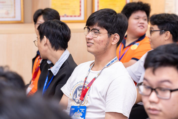 Sinh viên Khoa Công nghệ thông tin định hướng sự nghiệp trong ngành Data Analytics cùng AGEST Việt Nam 63