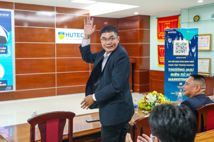 Các diễn giả đồng hành tại hội thảo HUTECH 2