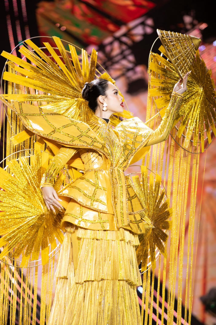Cùng bình chọn cho sinh viên Thiết kế thời trang HUTECH tại Dự án Quảng bá Văn hóa Dân tộc - Hoa hậu Hoàn vũ Việt Nam 2023 11