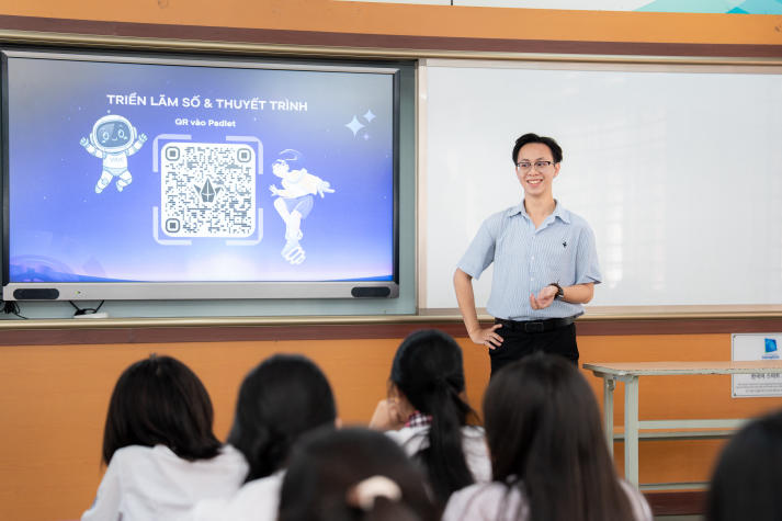 Teen THPT Thủ Đức được tiếp lửa đam mê công nghệ, khám phá sắc màu văn hóa Nhật Bản cùng VJIT HUTECH 52