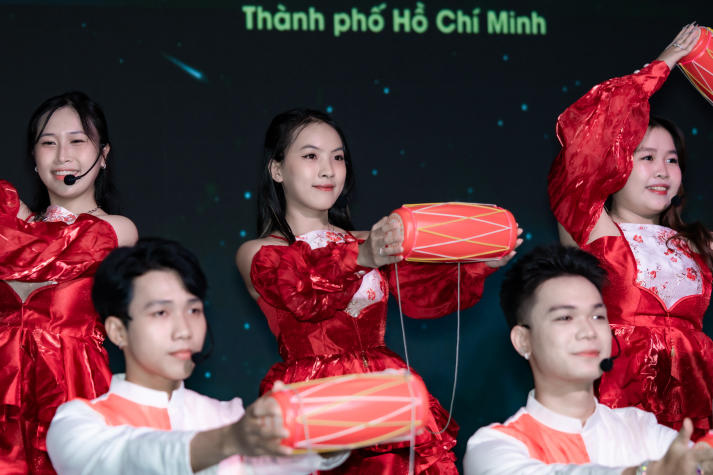 Sinh viên Viện Văn hóa - Nghệ thuật - Thể thao chung tay cùng đêm nhạc “Dệt Một Thời Đại” 29