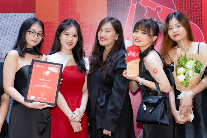 Sinh viên Quan hệ Công chúng HUTECH đoạt giải thưởng Quan hệ Công chúng và Truyền thông xuất sắc (VNPR Awards 2023) 47