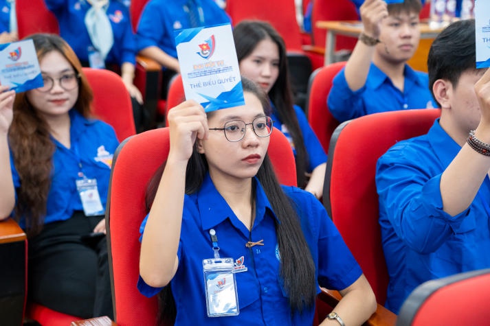 Đại hội Đại biểu Đoàn TNCS Hồ Chí Minh Khoa Tài chính - Thương mại lần thứ VII thành công rực rỡ 141