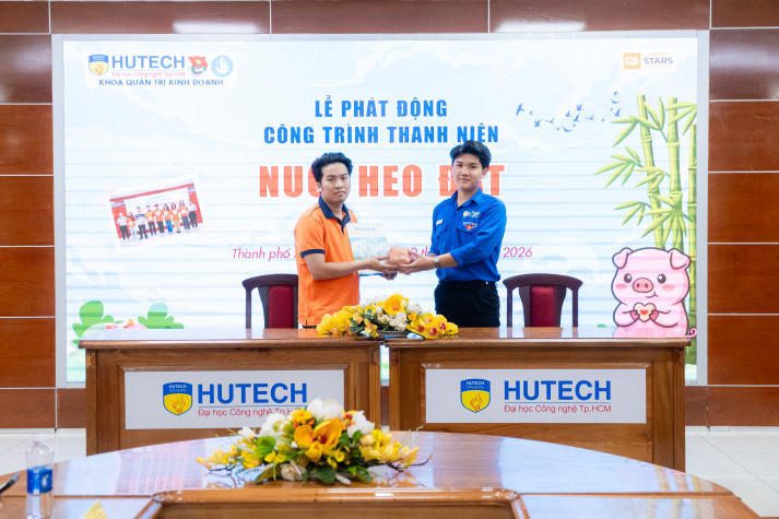 Sinh viên Khoa Quản trị kinh doanh “Nuôi heo đất”, gây quỹ yêu thương 30