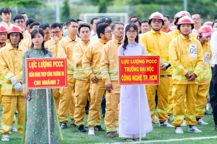 HUTECH đạt giải Nhất Hội thao Kỹ thuật chữa cháy và cứu nạn, cứu hộ địa bàn Quận Bình Thạnh năm 2023 88