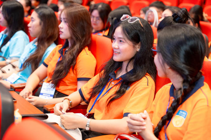 Ba ngày kết nối chuyên môn, HUTECH cùng chuyên gia quốc tế xây dựng mô hình quản lý bệnh mạn tính 42