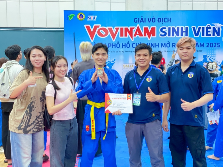 Đội tuyển Vovinam HUTECH gặt hái 09 tấm huy chương tại Giải Vô địch Vovinam Sinh viên TP.HCM mở rộng lần 2 64