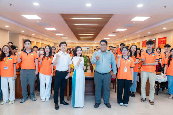 HUTECH trang bị cho sinh viên khả năng tiếp cận và xử lý thông tin hiệu quả 99
