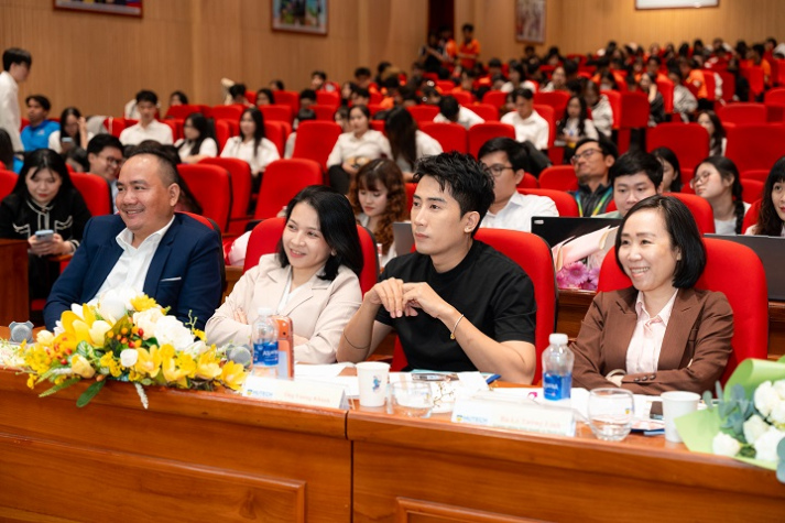 Channel Challenge: nơi sinh viên Khoa Quản trị kinh doanh tiếp cận với bài toán phân phối hiện đại 62