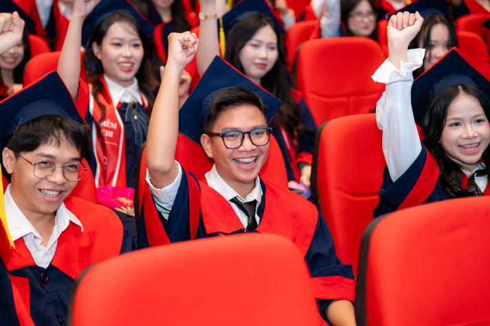 Học, trải nghiệm và cống hiến - cách người trẻ thời đại mới khẳng định mình 66