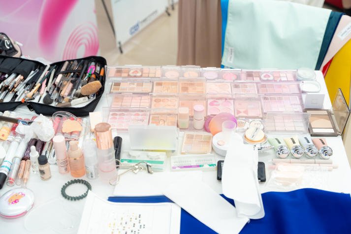 [Video] Sinh viên Viện Khoa học Ứng dụng khám phá bí mật chuẩn K-Beauty cùng chuyên gia Hàn Quốc 103