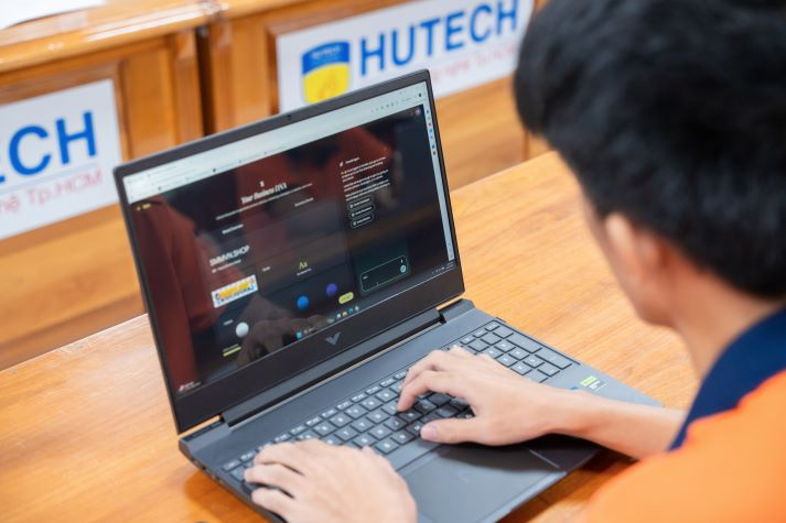Sinh viên Khoa Tài chính - Thương mại trải nghiệm tạo Video & App bằng AI “No-code” 55