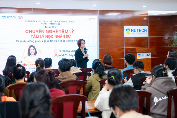 Sinh viên Tâm lý học khám phá tiềm năng nghề nghiệp từ góc nhìn chuyên gia 28