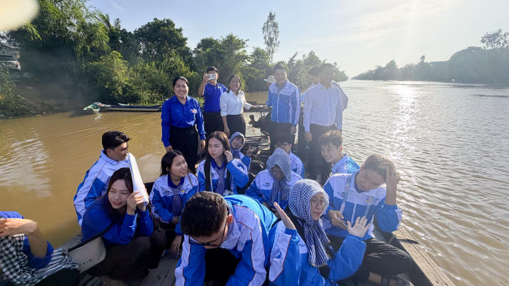Chiến sĩ Mùa hè xanh HUTECH bắt tay thực hiện các công trình ý nghĩa tại Đồng Tháp và TP.HCM 56