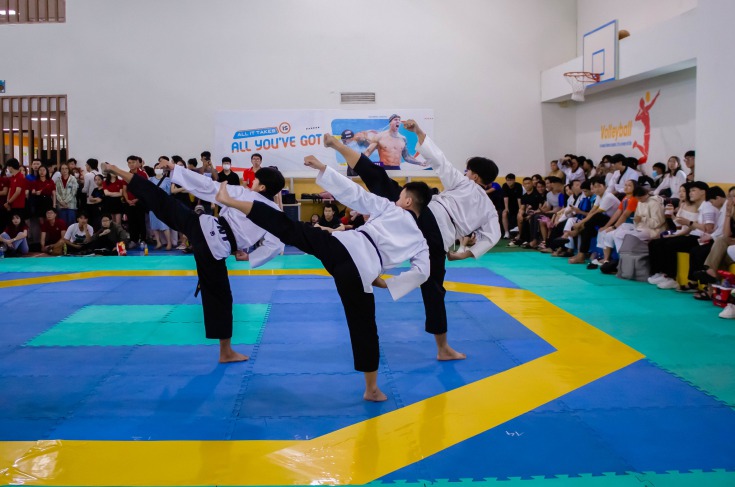 Hơn 200 vận động viên tranh tài sôi nổi tại Giải Taekwondo Sinh viên HUTECH mở rộng lần 1 97