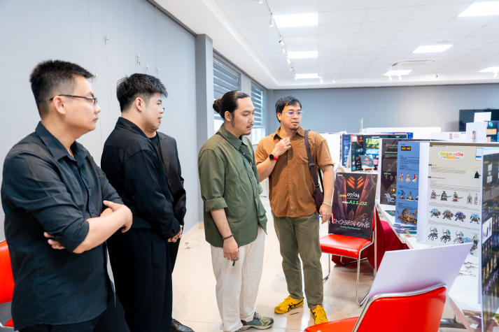 Sinh viên Thiết kế đồ họa xây dựng “vũ trụ game mini” qua loạt đồ án tại triển lãm Thiết kế dựng hình 111