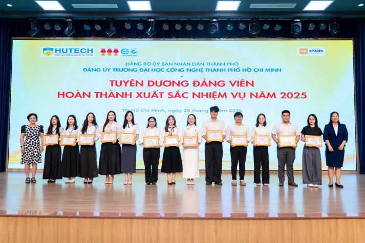HUTECH tổng kết công tác xây dựng Đảng năm 2025 và triển khai nhiệm vụ năm 2026 94