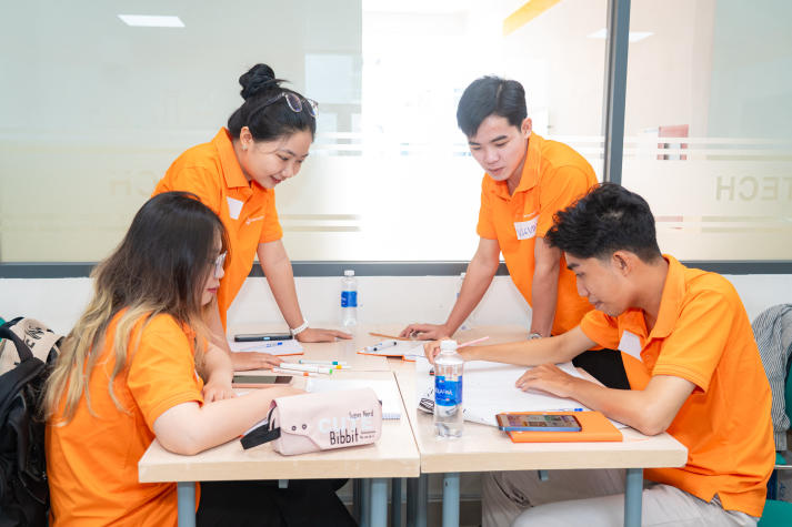 [Video] HUTECH-ers trang bị kiến thức thực chiến về trách nhiệm xã hội của doanh nghiệp 66