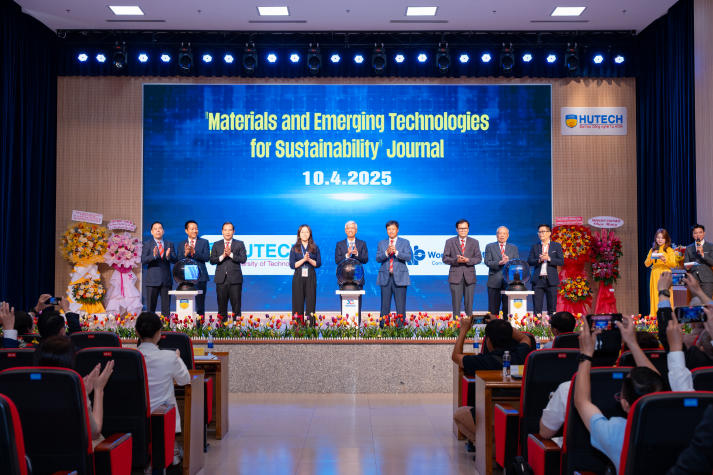 [Video] 10 dấu ấn HUTECH 2025: Khẳng định tầm vóc - Vững bước tương lai 223