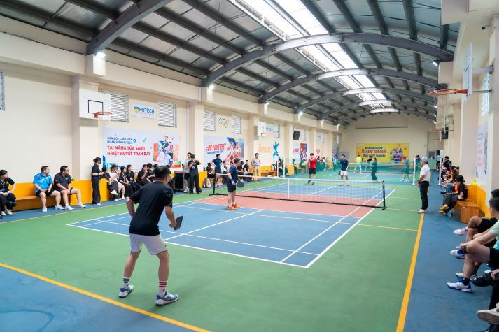 HUTECH Pickleball On Fire 2026 - “sân thực hành” nghề nghiệp của sinh viên Quản trị sự kiện 25
