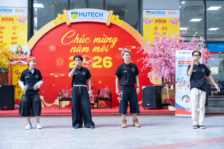 Văn nghệ sân trường HUTECH: “Giai điệu rộn ràng - sẵn sàng kỳ mới” 36