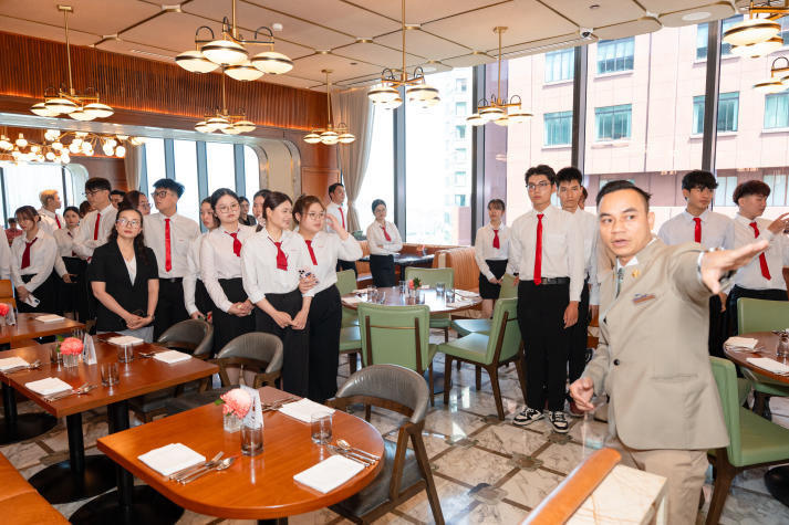 [HUTECH 31 năm] Viết tiếp hành trình đẹp bằng yêu thương và bản lĩnh 61