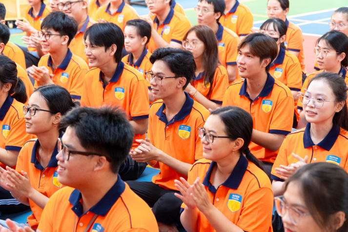 Từ quản trò đến điều phối hoạt động: Ban cán sự HUTECH “lên level” tại chuyên đề kỹ năng 46