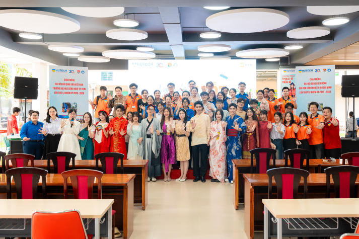 Sôi nổi Ngày hội “Sinh viên 5 tốt”: HUTECH-ers chủ động rèn luyện, bứt phá bản thân 8