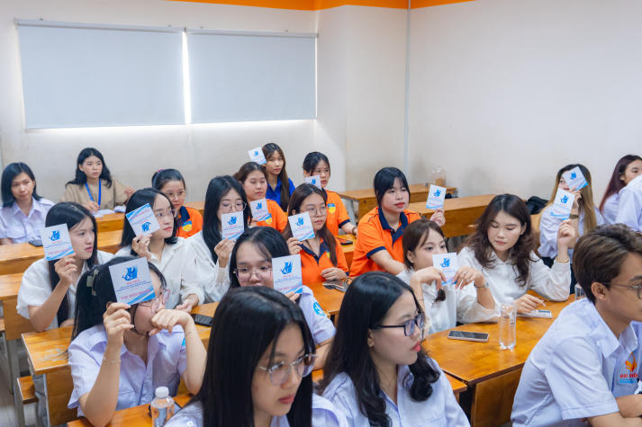 Khoa Hàn Quốc học ra mắt Ban Chấp hành Liên chi Hội nhiệm kỳ mới đầy kỳ vọng 36