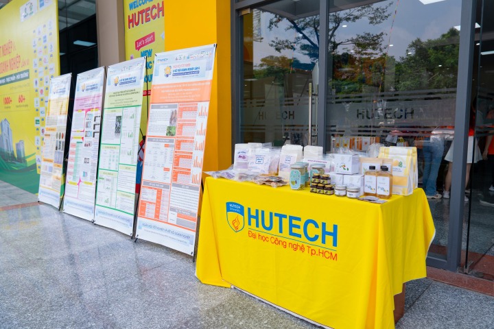 [Video] Sôi động Ngày hội tốt nghiệp và kết nối doanh nghiệp lần VI nhóm ngành Công nghệ sinh học - Thực phẩm - Môi trường tại HUTECH 44