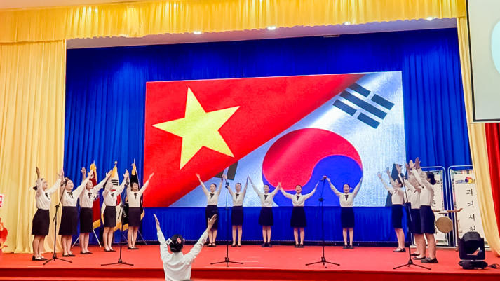 Sinh viên Khoa Hàn Quốc học đạt 02 giải thưởng tại Cuộc thi Hùng biện tiếng Hàn K-Speech lần thứ 13 29