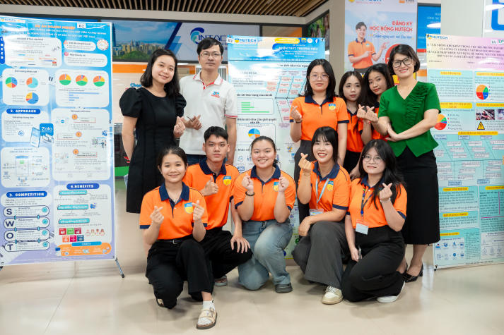 Triển lãm poster dự án doanh nghiệp - dấu mốc trưởng thành của sinh viên Khoa Tài chính - Thương mại HUTECH 37