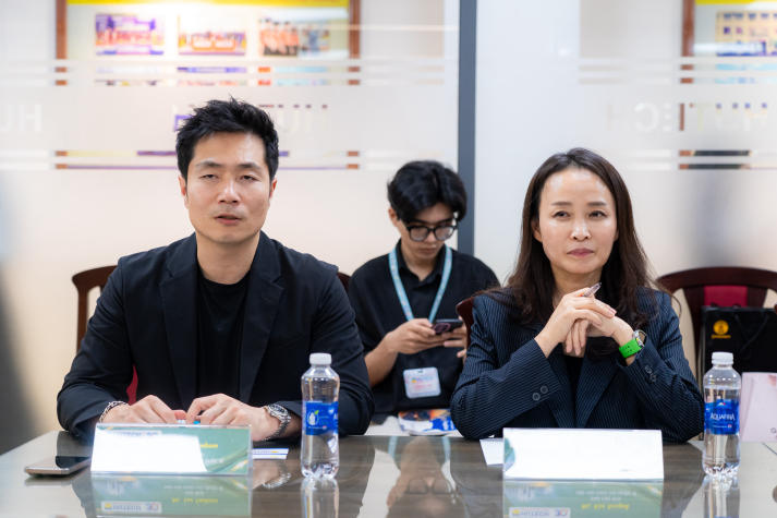 HUTECH signs MoU with Korea International Exchange Association to promote educational and cultural cooperation 42