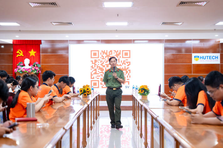 HUTECH Beside You: Trang bị kỹ năng nhận diện và xử lý các tình huống lừa đảo trên không gian mạng cho sinh viên 53