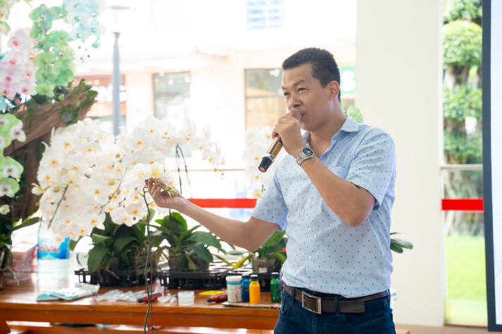 “Khoác áo mới” cho hoa lan: Hành trình sáng tạo của sinh viên Công nghệ sinh học 30