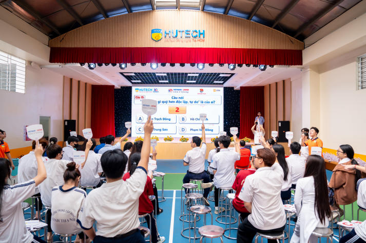 Học sinh các trường phổ thông tại Quận Bình Thạnh hào hứng tham gia cuộc thi về văn hóa Nhật Bản tại HUTECH 46