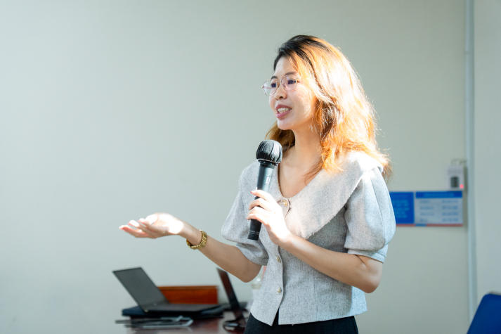 Rèn bút lực - mở tư duy: Sinh viên Khoa Tiếng Anh làm chủ hành trình viết nghiên cứu khoa học 19