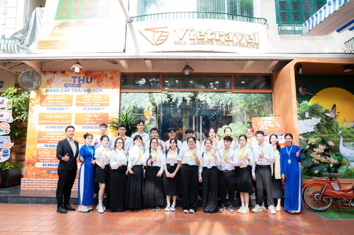 Sinh viên Khoa Tiếng Anh khám phá giá trị tiếng Anh trong lĩnh vực dịch vụ tại Vietravel 10