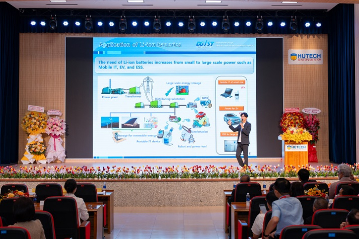 [HUTECH 2025] Những dấu ấn đột phá trong khoa học công nghệ và đổi mới sáng tạo 104