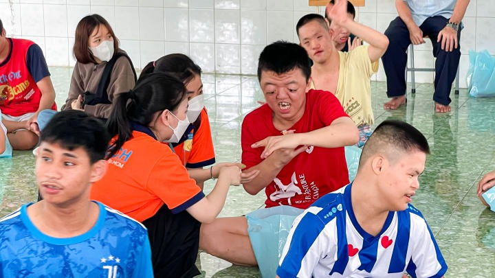 Sinh viên Khoa Hàn Quốc học tham gia chuyến thiện nguyện đầy ý nghĩa tại Trung tâm nuôi dưỡng bảo trợ trẻ em Gò Vấp 28