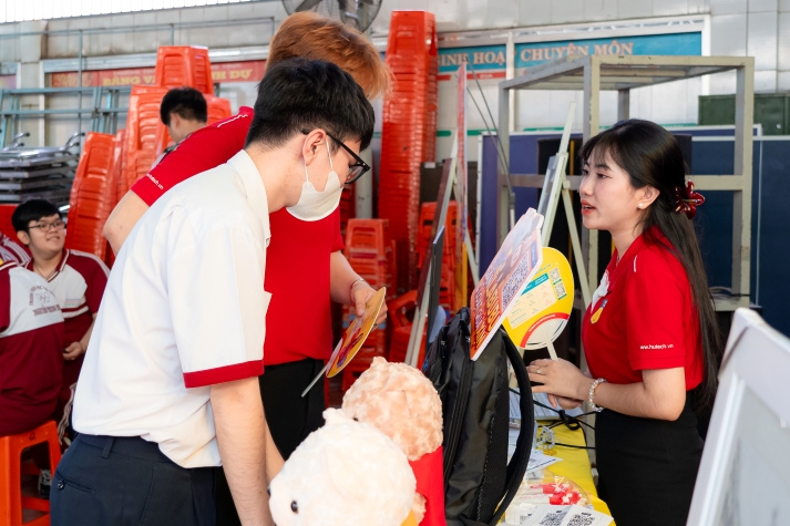 Teen 2k7 Trường THPT Nguyễn Trung Trực mở rộng "vùng an toàn" để khám phá và phát triển bản thân 100