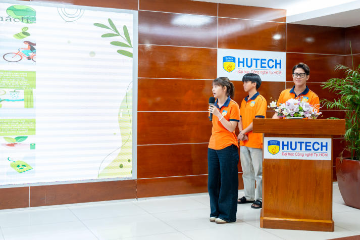 “Mầm Xanh” chiến thắng thuyết phục tại cuộc thi The Next-Gen Creators 2025 của Khoa Marketing - Kinh doanh quốc tế 64