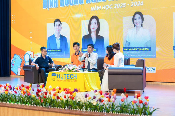 Khoa Quản trị kinh doanh mở “bản đồ nghề nghiệp” cho sinh viên K25 25