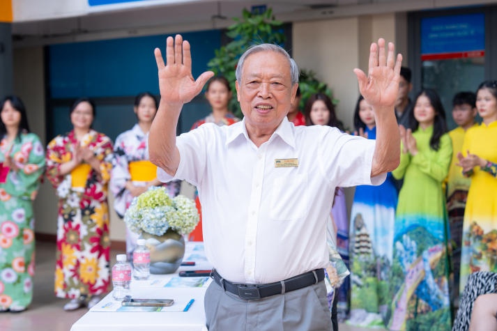 [Video] Sinh viên HUTECH hào hứng trải nghiệm Ngày hội giao lưu văn hóa Việt - Nhật 2024 46