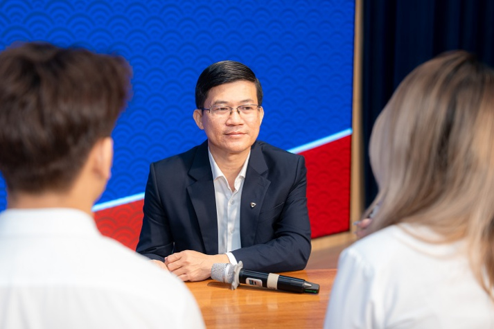 Chuyên gia Vietcombank “bật mí” cách ghi điểm với nhà tuyển dụng đến sinh viên Khoa Tài chính - Thương mại 63